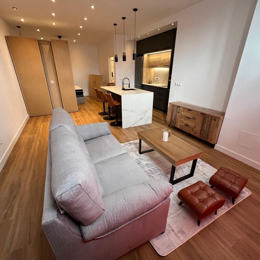 Estudio de alquiler en Calle Alcalde Cristóbal Ortega Navarro, 4, Centro - Photo 1