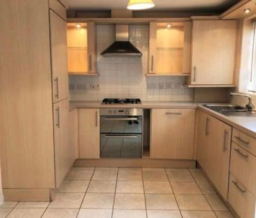 3 bedroom terraced house to rent - Photo 3