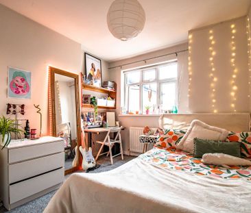 Modernised property in the heart of Cathays - Photo 6