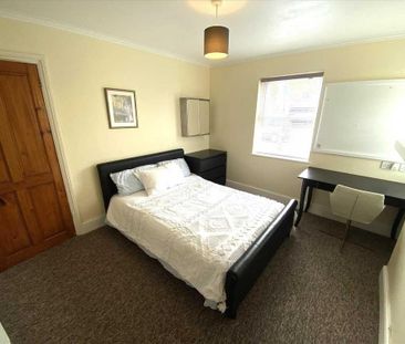 4 bedroom detached house to rent - Photo 6