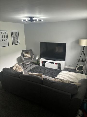 2 bedroom terraced house to rent - Photo 5