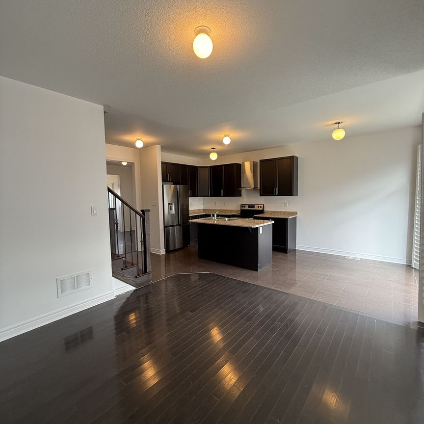 For Lease - 168 Durhamview Crescent, Whitchurch-Stouffville, Ontario - Photo 1