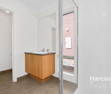Modern 4-Bedroom Home in the Heart of Beveridge - Photo 6