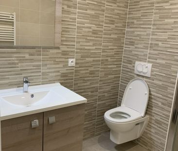 Location Appartement 2 pièces 43m² - Photo 5