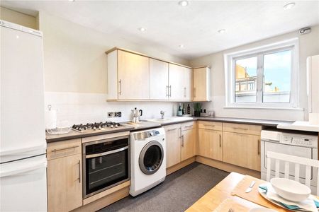 Earls Court Road, Earls Court, SW5, London - Photo 4