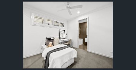 Mansfield State High School Catchment!! Huge Family Home - Photo 2