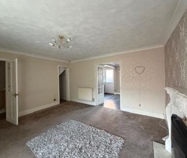 3 bedroom Terraced House To Let - Photo 1