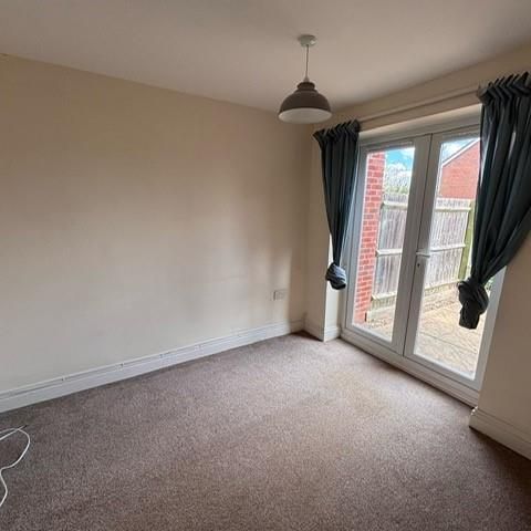 3 bedroom townhouse to rent - Photo 1