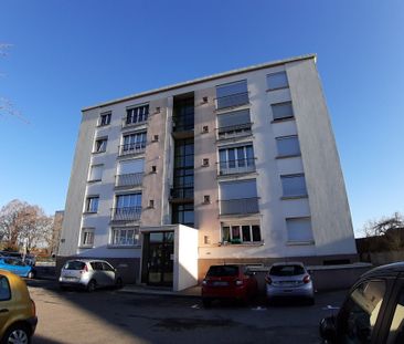 Location Appartement 3 pièces 45m² - Photo 2