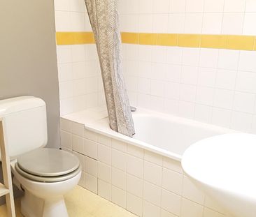 Location Appartement 1 pièce 32m² ST NAZAIRE 44600 - Photo 3