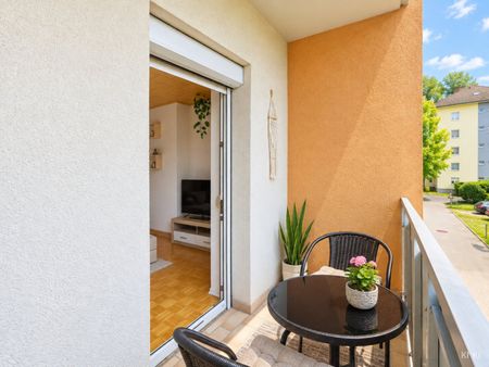 Gepflegte 3-Zimmer-Wohnung mit Loggia in ruhiger, zentraler Lage - Foto 5