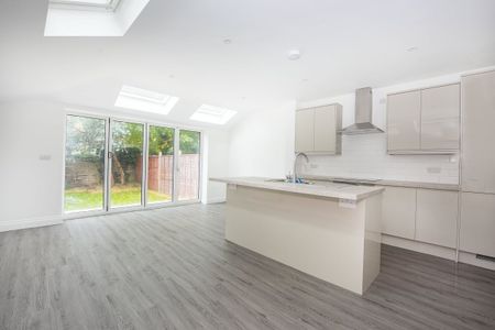 2 bedroom flat to rent - Photo 4