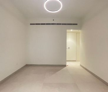 Brand New | Elegant 2BHK | Maid room| Pool Parking - Photo 2