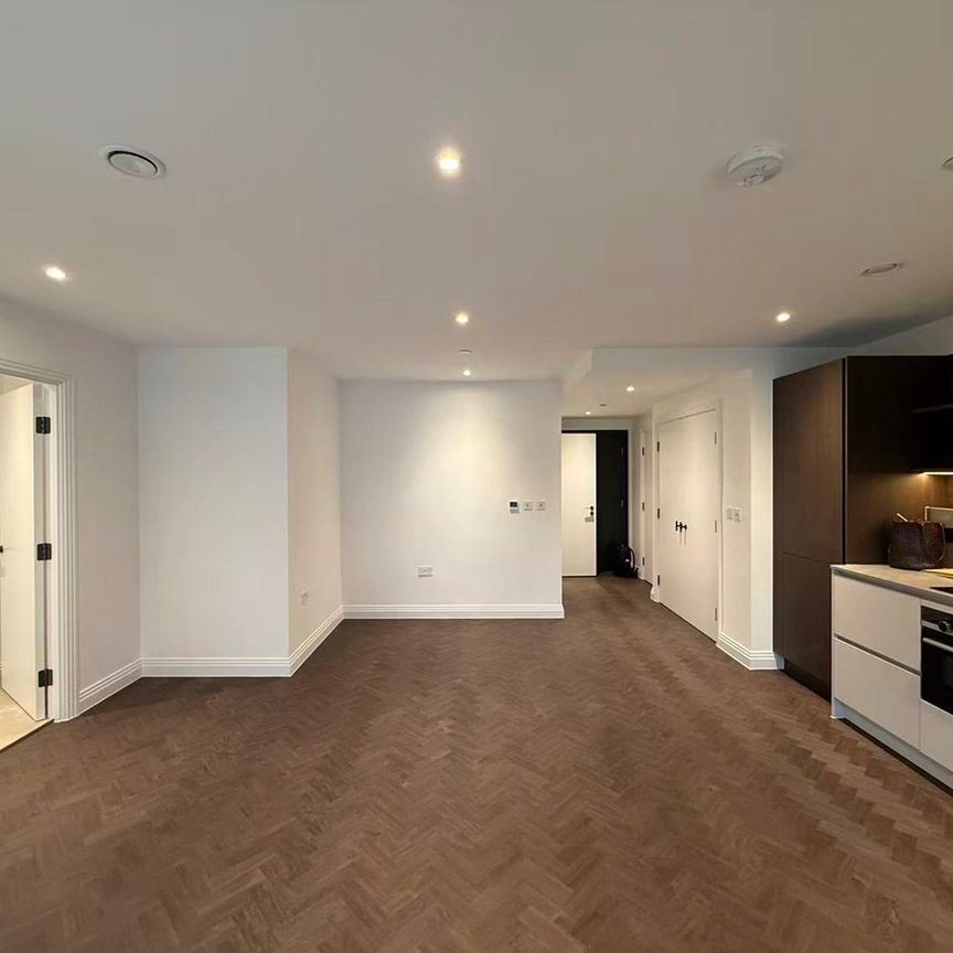 1 Bed Flat, Eden Place London, E16 - Photo 1