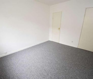 Highfield, SO17 - Photo 2
