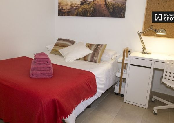 barcelona, Catalonia 08025