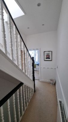 4 Bed Terraced House, Wimbledon Park Road, SW18 - Photo 1