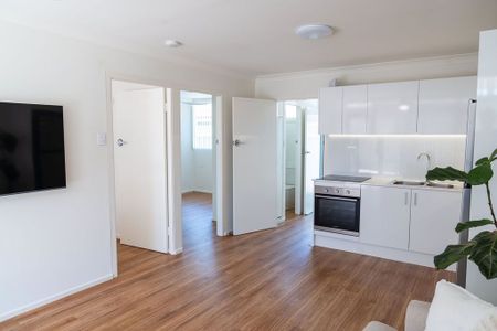 Beachside Bliss - 2 Bedroom Unit only 250m to the Sand! - Photo 2