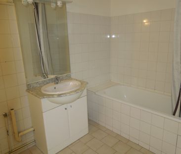 Location Appartement 3 pièces 56m² MONTPELLIER 34000 - Photo 4