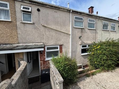 Caldey Place, Swansea, SA5 - Photo 2