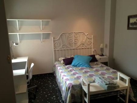 Passeig de la Petxina, Valencia, Valencian Community 46008 - Photo 5