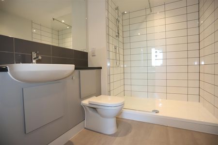 One Vesta Street, New Islington, M4 - Photo 2