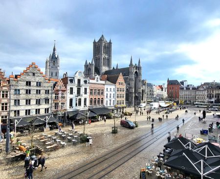 TWEE VRIJ RECENT GERENOVEERDE APPARTEMENTEN IN 2020 MET 1 SLAAPKAMER EN TERRAS, in het centrum van de Stad Gent. - Foto 5