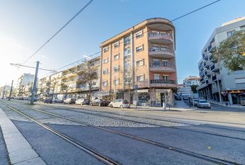 Apartamento T2 em Setúbal