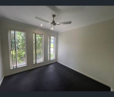 11 Observation Circuit, Nambour, Qld 4560 - Photo 4