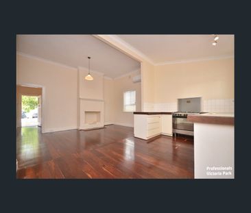 Weatherboard Cottage Close To The Cafe Strip - Photo 4