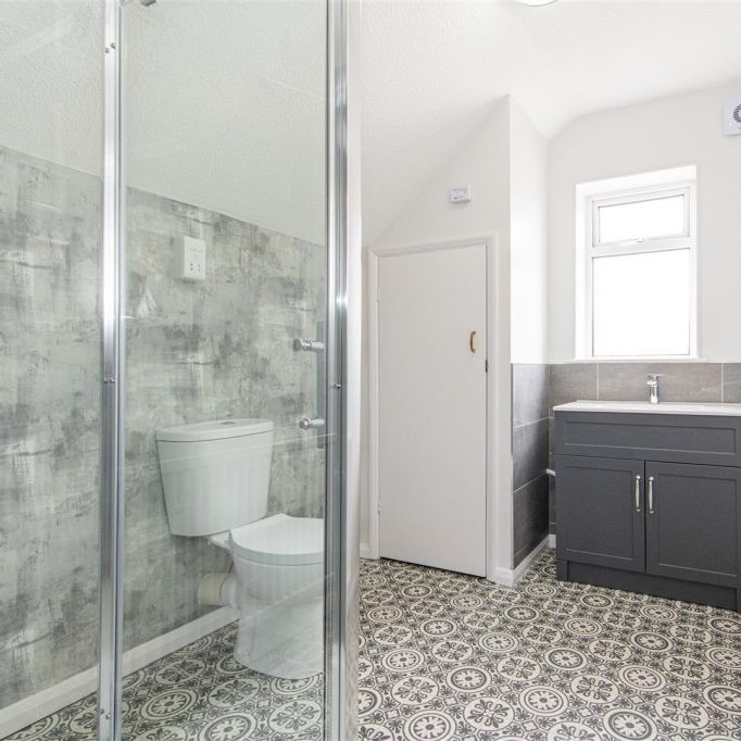 2 bed House To Let - Photo 1