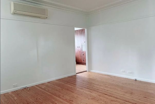 Two-bedroom home in Macquarie Fields - Photo 1