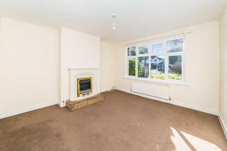 3 bedroom semi-detached house to rent - Photo 5