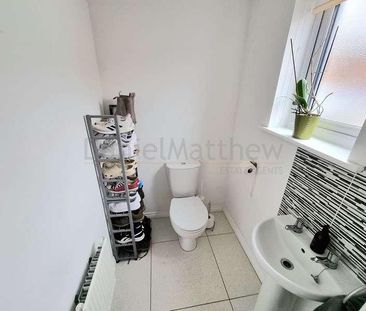 Mariners Walk, Barry, The Vale Of Glamorgan, CF62 - Photo 6