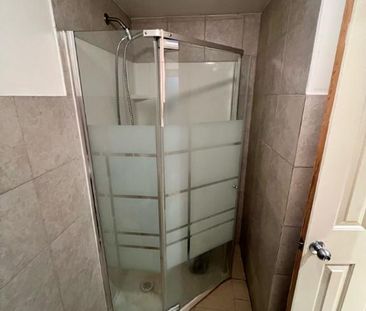 NDG 2½ apt with closed in bedroom - Photo 4