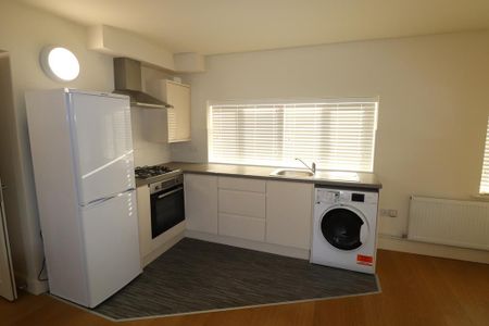 1 bedroom apartment to rent - Photo 4