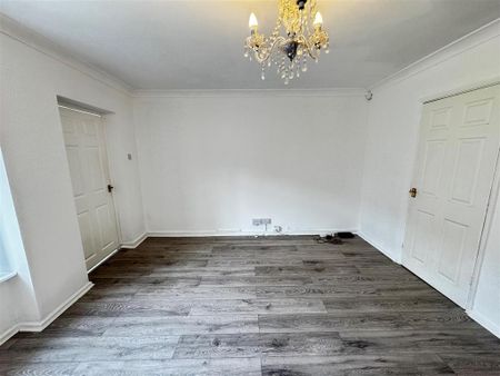 3 bedroom end of terrace house to rent - Photo 5