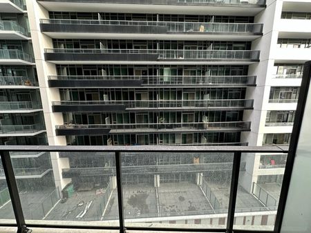 For Lease - 1 Jarvis Street Unit# 819, Hamilton, Ontario - Photo 3