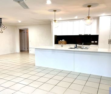 14 Mapelton Circuit, Parkinson QLD 4115 - House For Rent | Domain - Photo 3