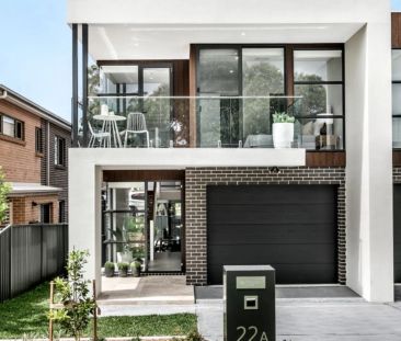 Impeccable Residence of Contemporary Style and Superior Quality - Photo 5