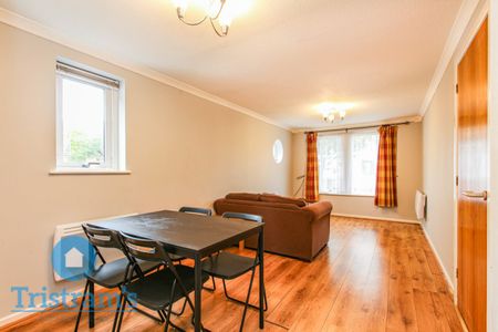 2 bed Apartment for Rent - Photo 3