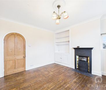 2 bedroom end of terrace house to rent - Photo 5