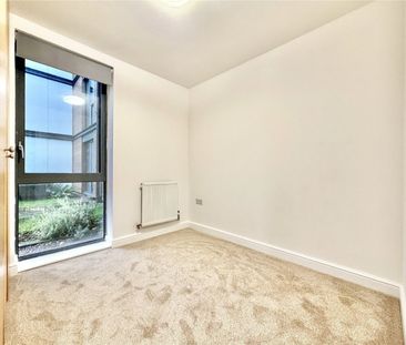 2 Joslin Avenue, London, NW9 - Photo 5