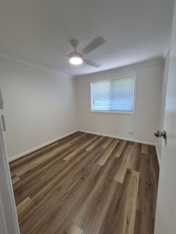 AS GOOD AS NEW - Photo 2