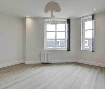 1 bed flat to rent in Station Road, Egham, TW20 - Photo 6