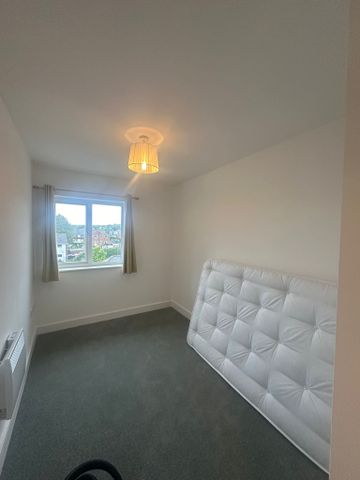 2 bed flat to rent in Ratcliffe Court - Photo 2