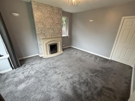 2 bedroom semi-detached bungalow to rent - Photo 3
