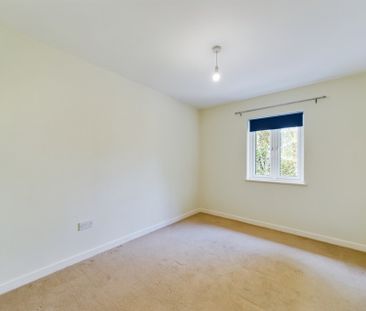 Orchard Court, 31A Orchard Avenue, Cheltenham, GL51 - Photo 2