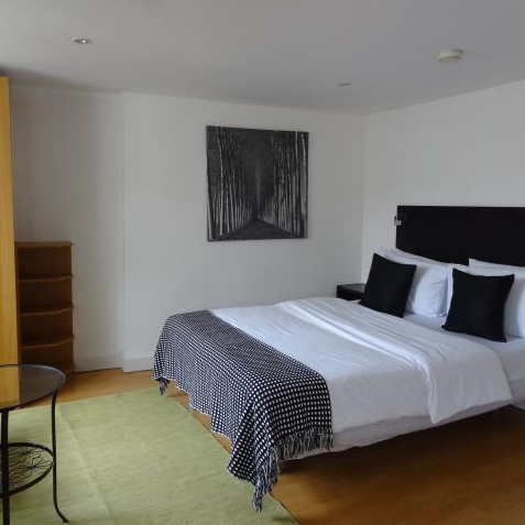 A charming studio apartment on the third floor in the vibrant area of Bloomsbury, London WC1H. - Photo 1