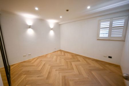 Luxury Garden Apartment Overlooking Cook + Phillip Park - Photo 3